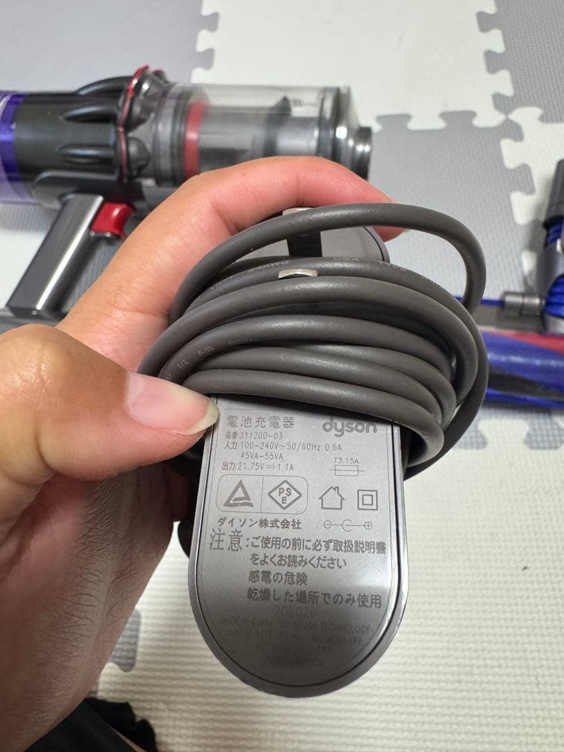 掃除機・クリーナー Dyson sv18
