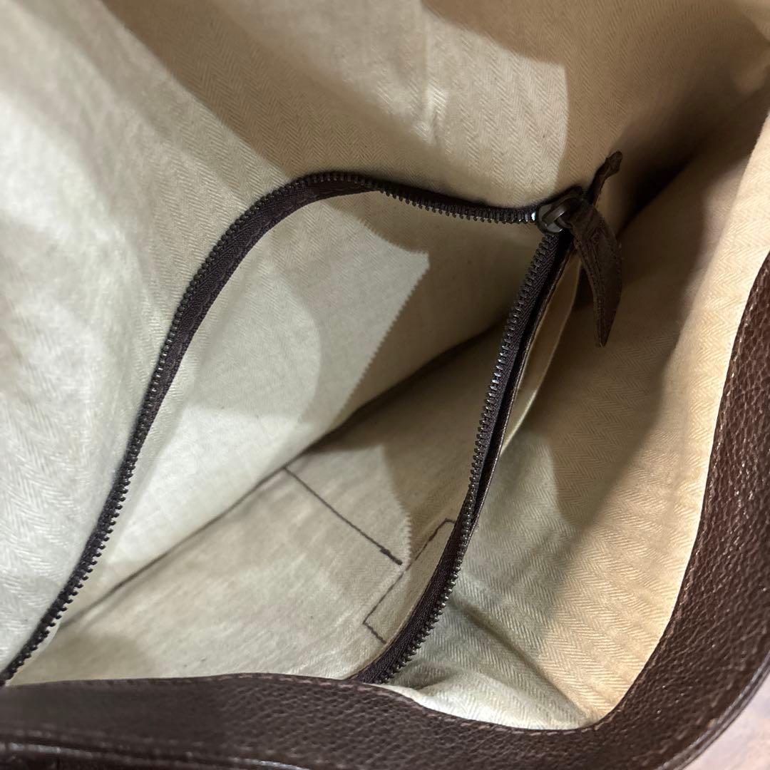 【美品】ゲンテン genten レザー 本革製 ショルダーバッグ メンズ 大容量