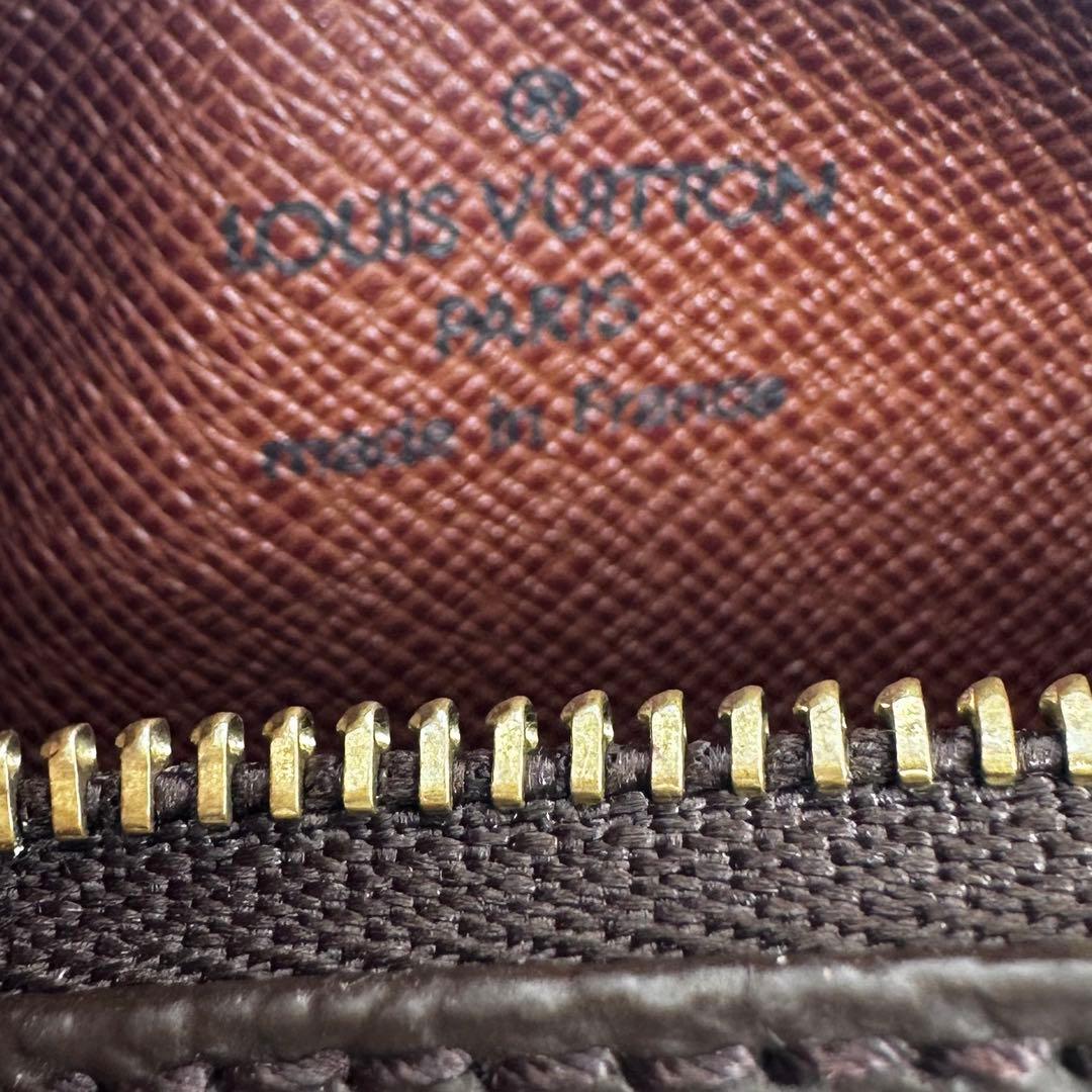 美品　ルイヴィトン　モノグラム　新型　パピヨンポーチ　ストラップ補修品