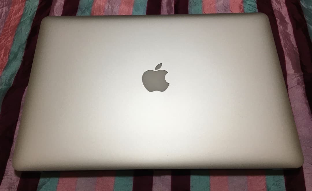 Apple MacBook Pro 15インチ 2015 i7 16GB WIN
