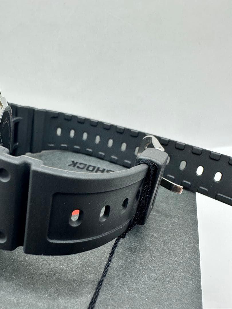 セール　電池切れ新品未使用　G-SHOCK DW-5000-1JF