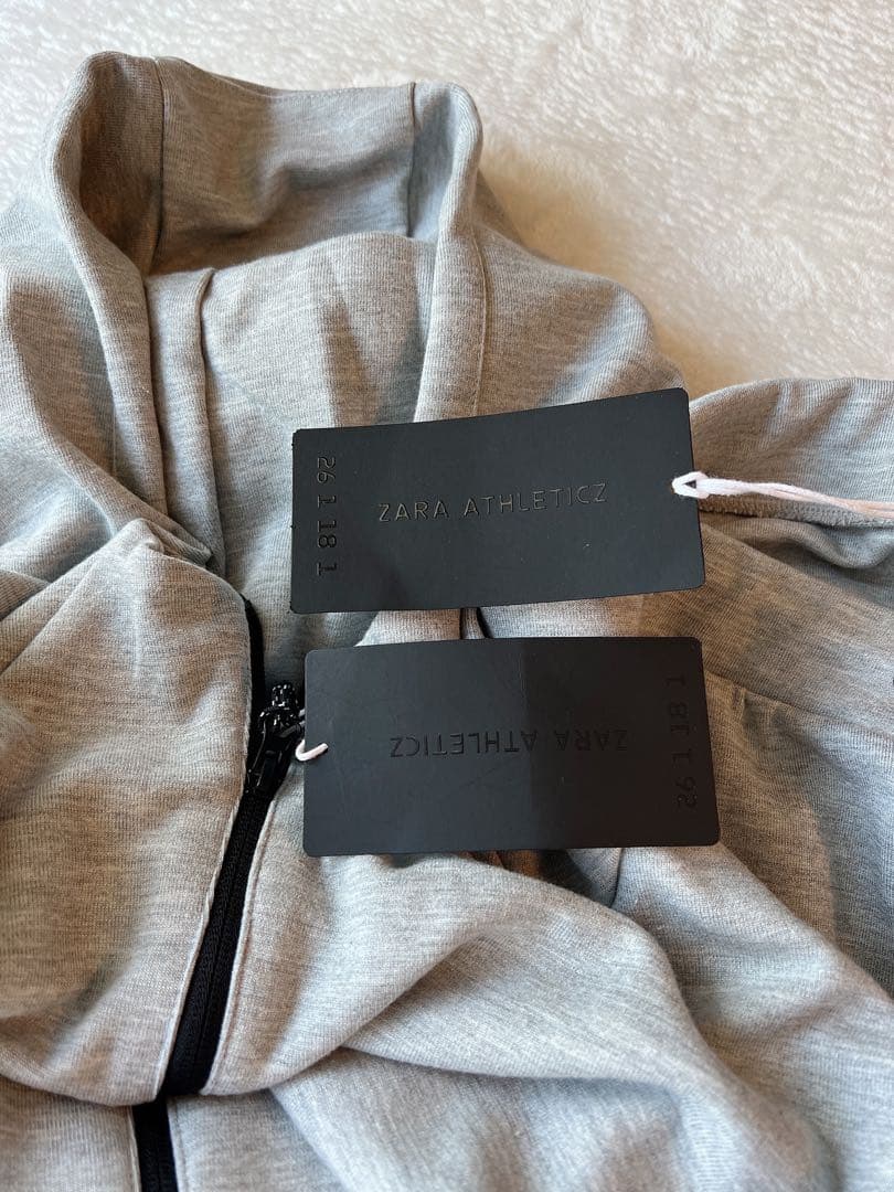 新品タグ付きZARA ATHLETICZ⭐︎スェット⭐︎パーカー&スェットパンツ
