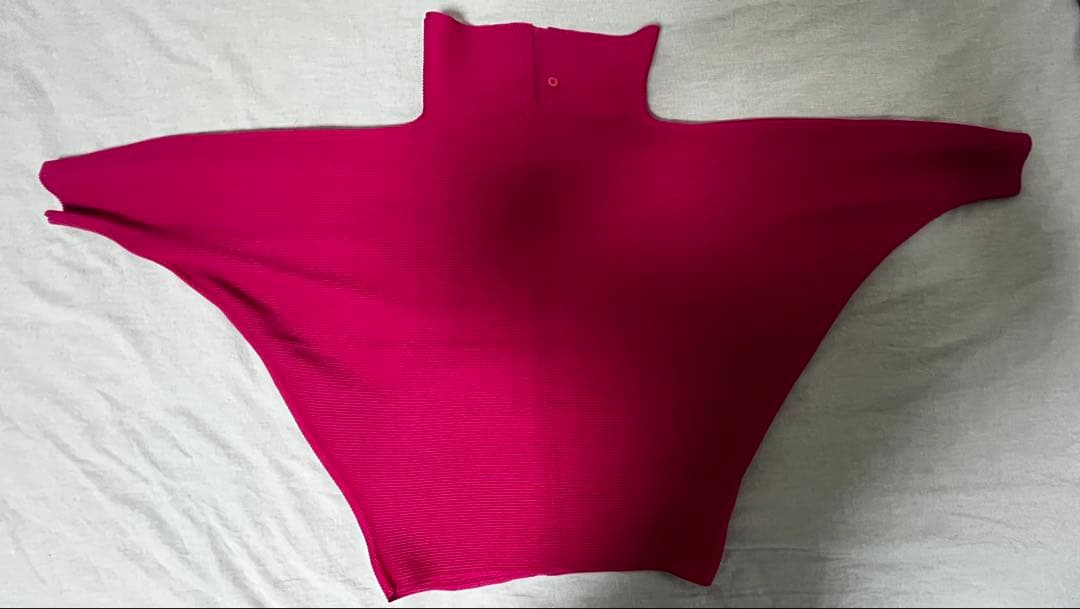 ISSEY MIYAKE me ピンク