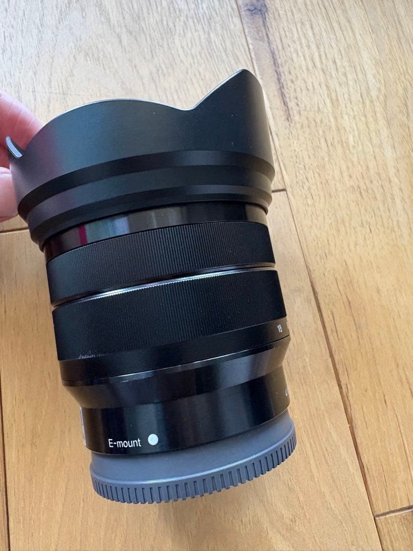SONY アルファ用広角レンズ　ソニー SEL1018　Eマウント　手ぶれ補正付