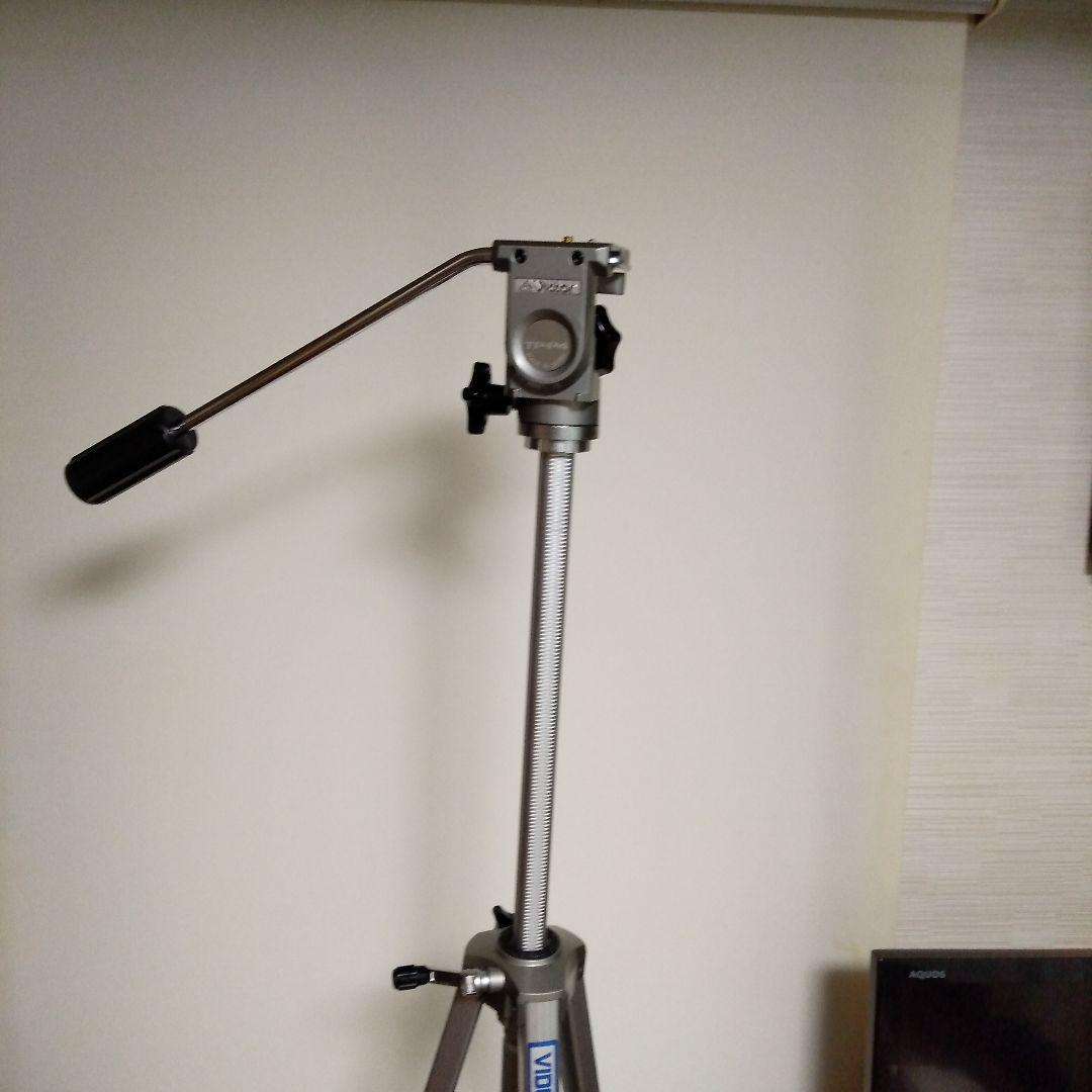 ビデオ用三脚