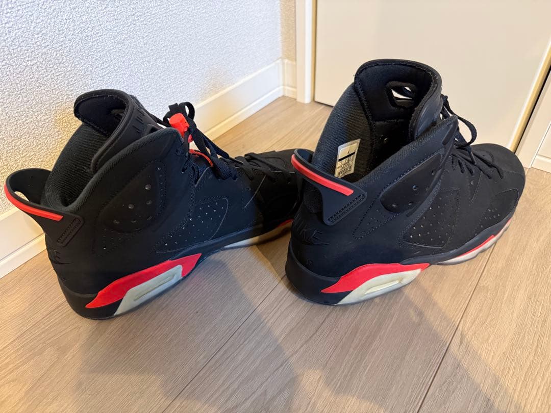 ナイキ エアジョーダン6 レトロ ブラック/インフラレッド
