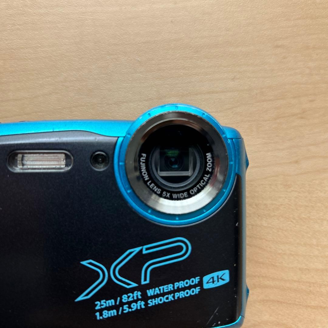 FUJIFILM　FINEPIX XP140