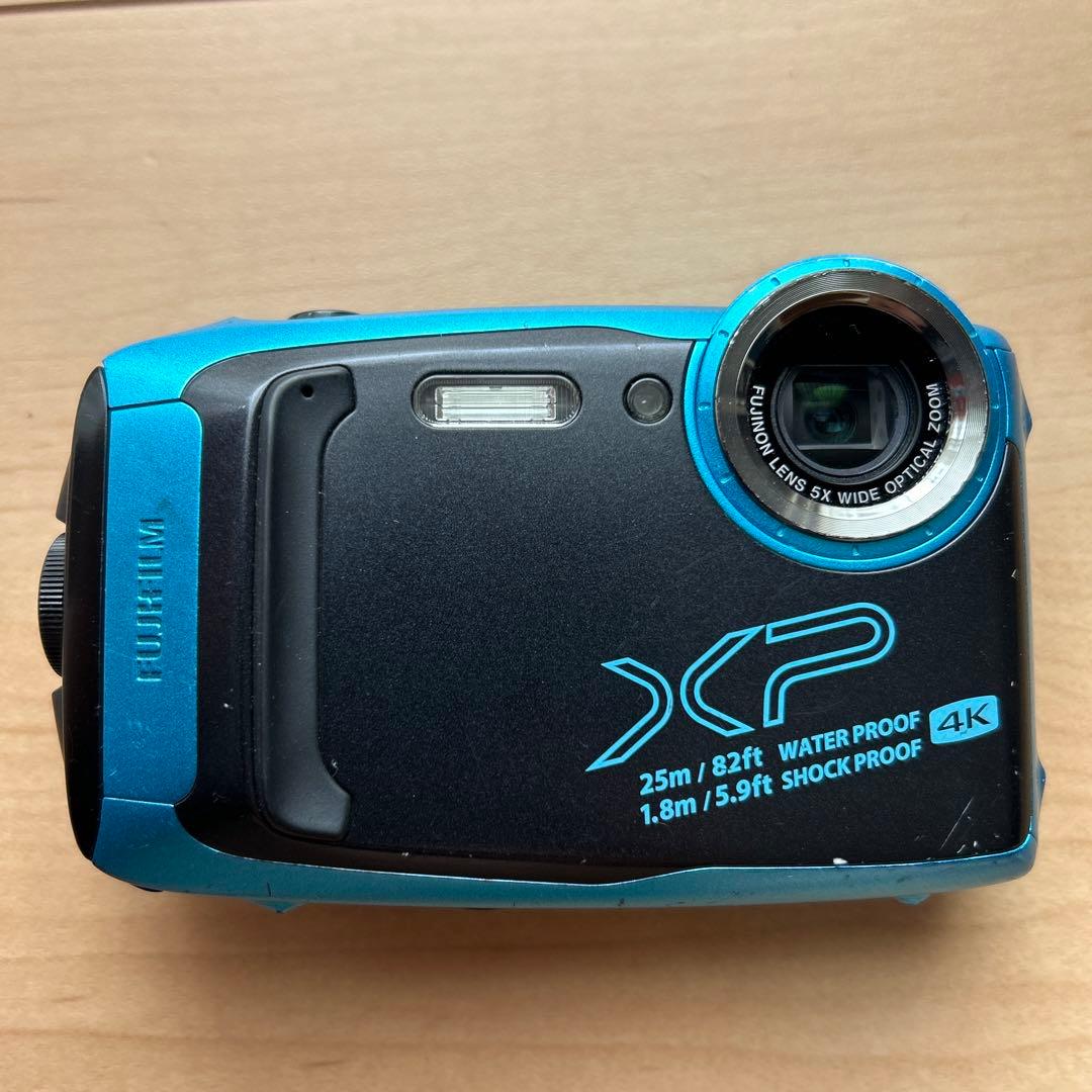 FUJIFILM　FINEPIX XP140