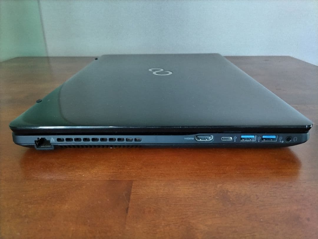 Fujitsu ノートPC AMD Ryzen3 2300U　FMVA43D1