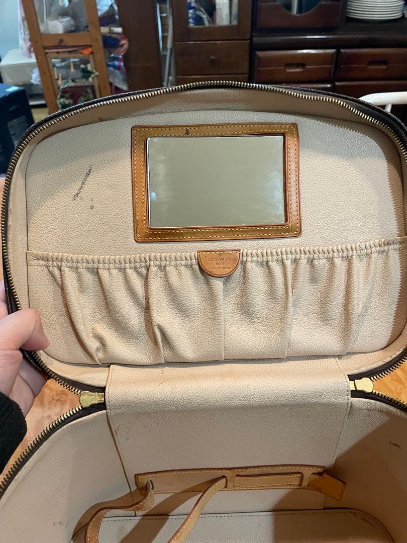 エ*ミ様 Louis Vuitton メイクボックス モノグラム　状態悪
