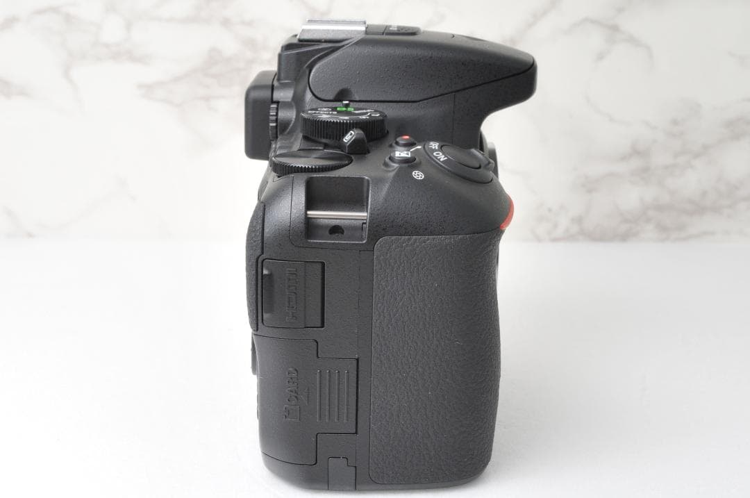 美品 ショット数新品級❣️Nikon D5500⭐️Wi-Fi スマホ転送 高画質
