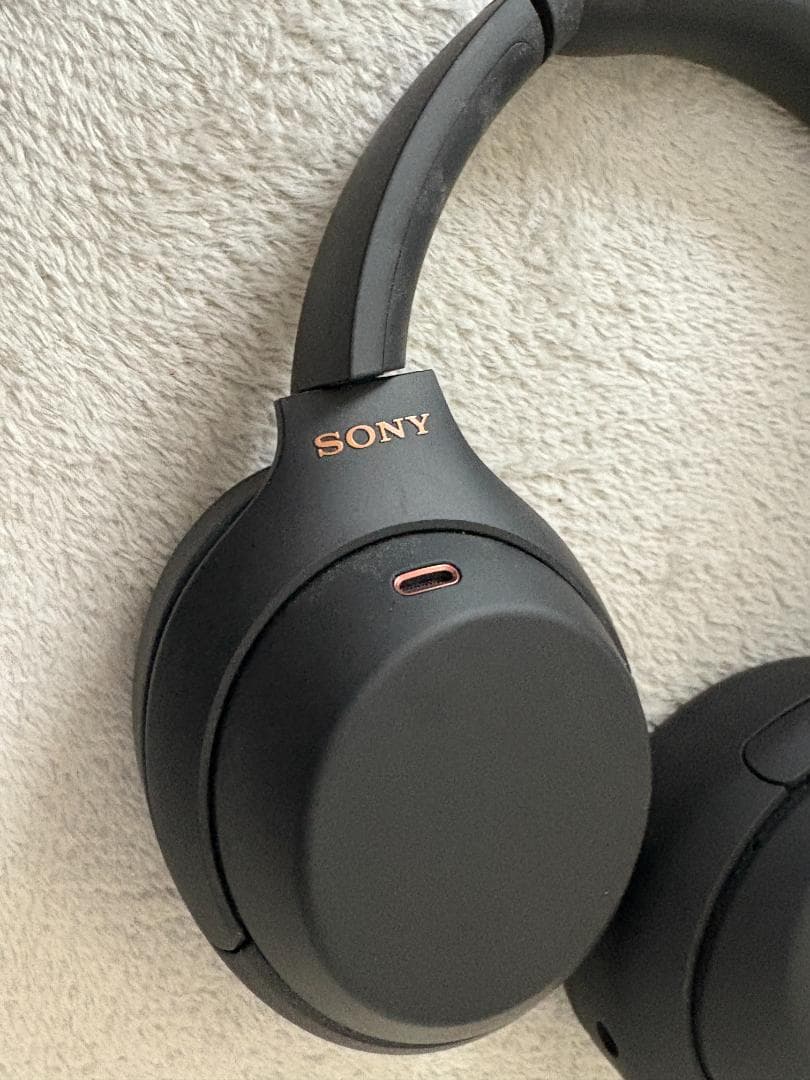 美品　SONY WH-1000XM4 ノイズキャンセル　ワイヤレスヘッドホン
