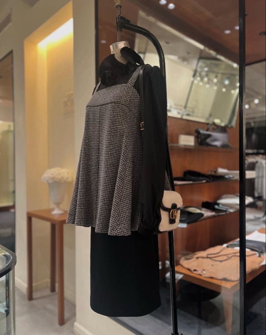 未使用ドゥロワー 新作トップス 38