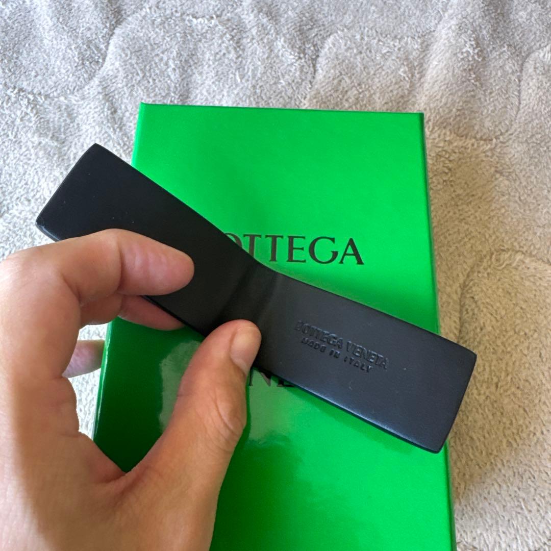 ほぼ未使用　BOTTEGA VENETA ブラック　マネークリップ　マグネット