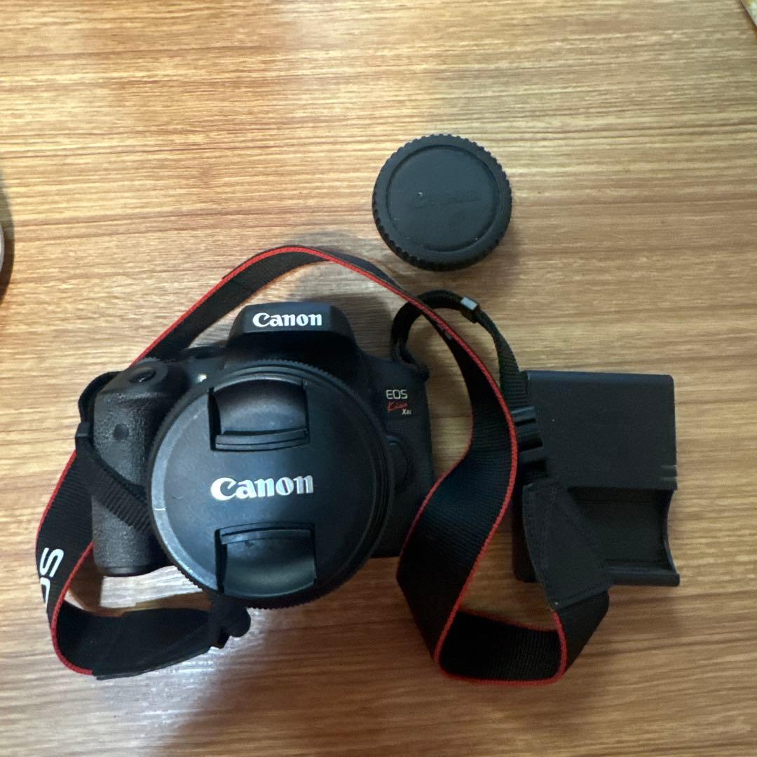 Canon EOS デジタル一眼レフカメラ　　　kiss x8i