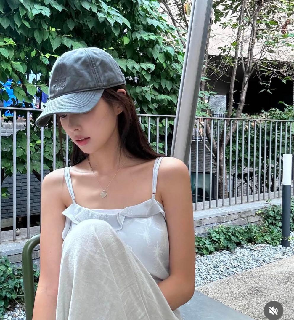 【カンへウォン着用】LOW CLASSIC トップス　Sサイズ