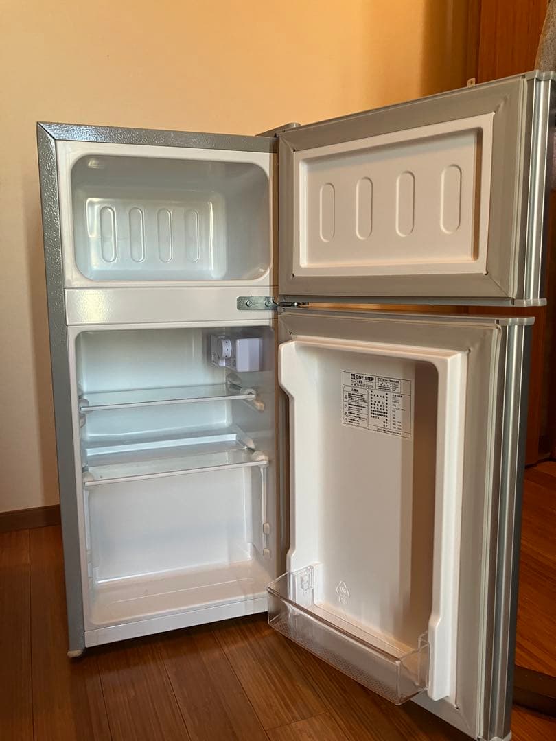 シルバー トップフリーザー冷蔵庫
