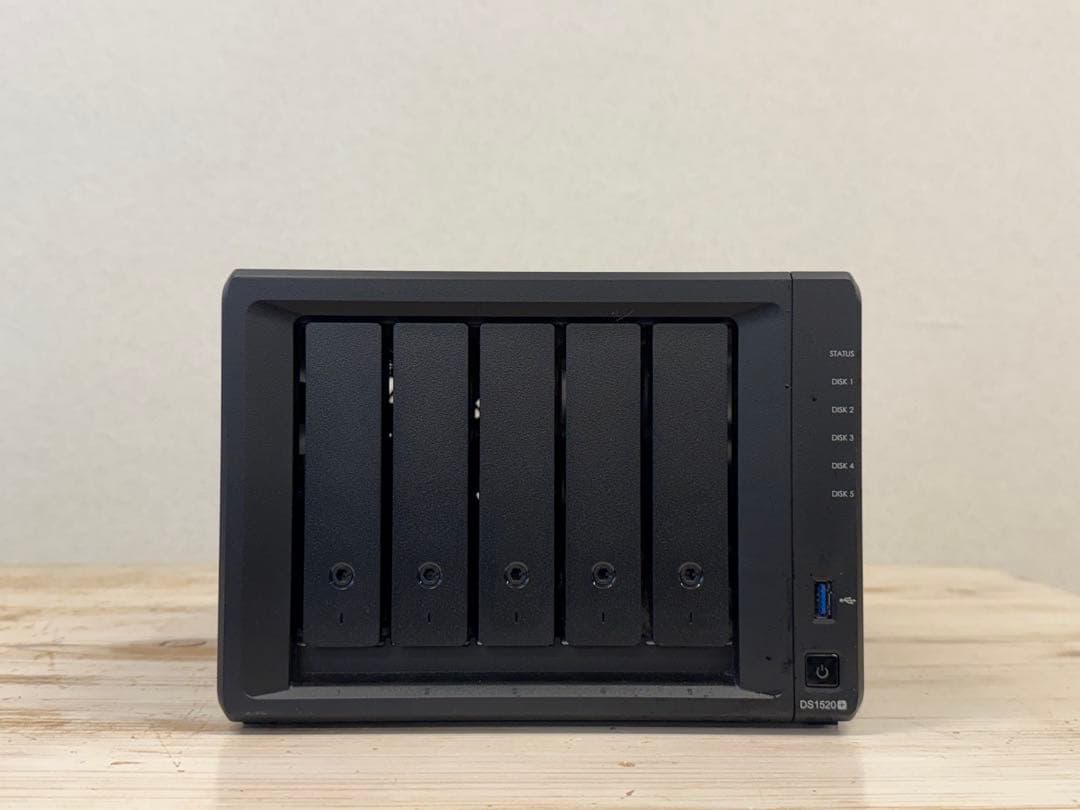 最終値下げ　美品　Synology DS1520+ NAS 5ベイ