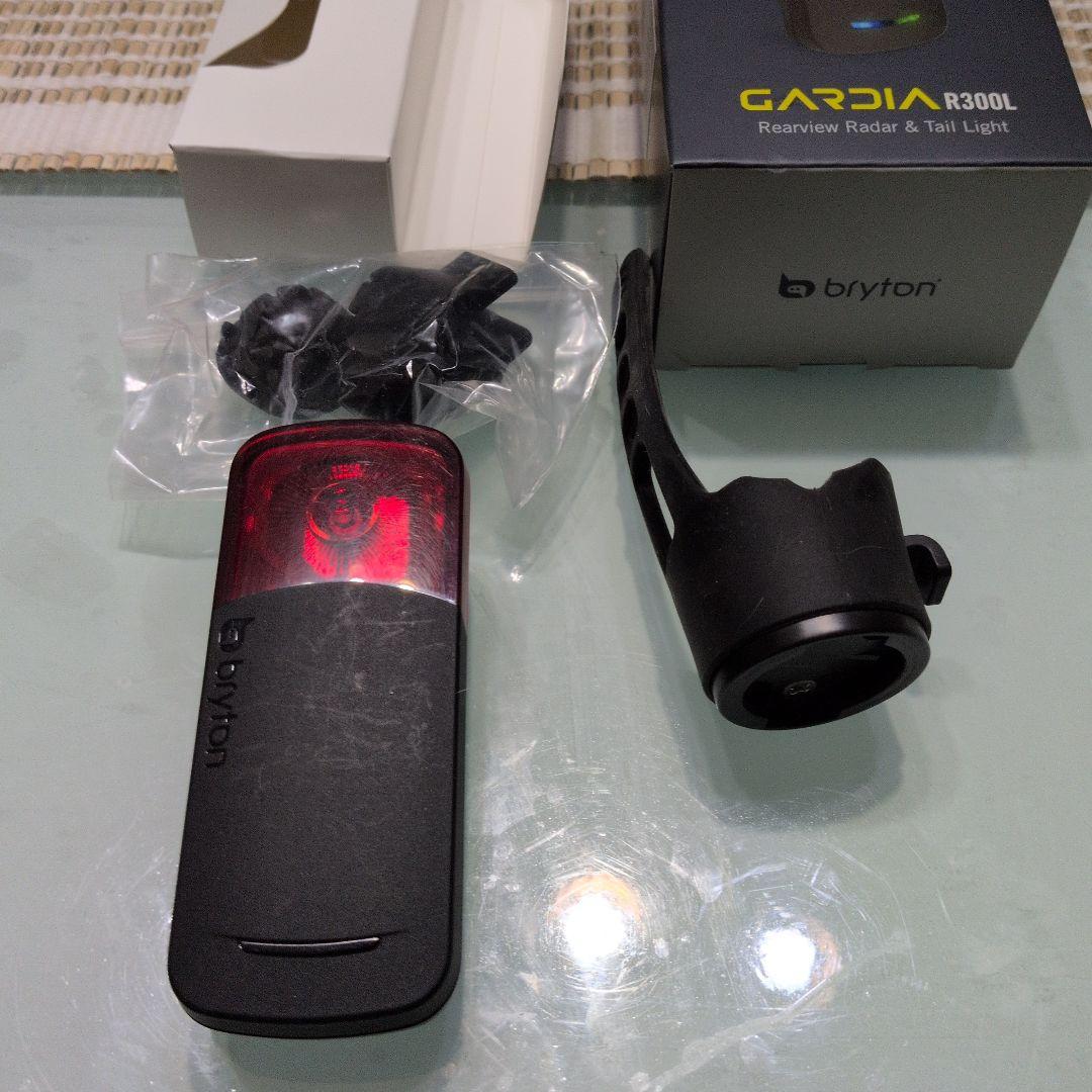 bryton r300L ミリ波レーダー付きリアライト