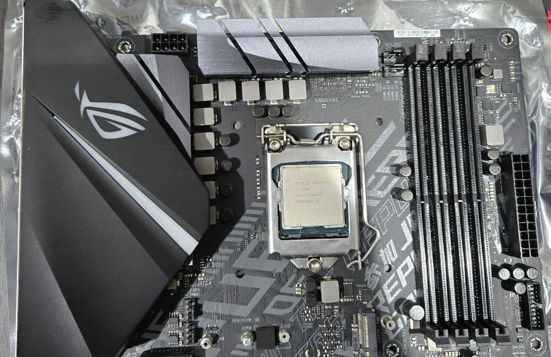 マザーボード ROG STRIX B365-F GAMING i7 9700