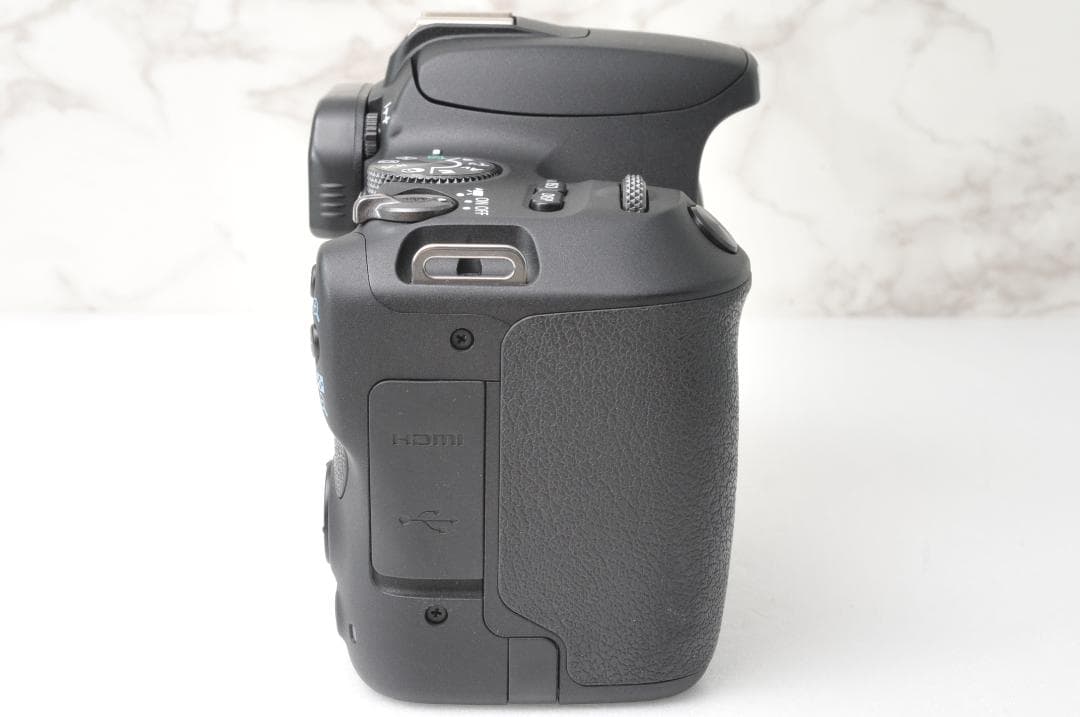 美品 Canon EOS Kiss X9⭐️Wi-Fi スマホ転送 一眼レフ