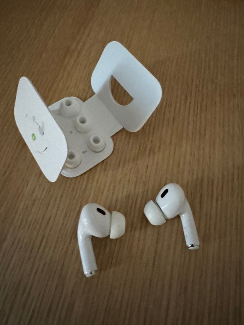 AirPods Pro（第2世代）Lightningモデル 本体のみ ケースなし