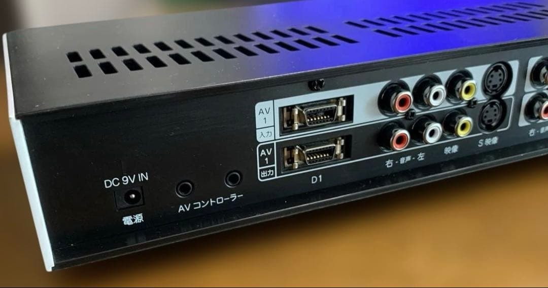 浴室テレビ／ツインバード 10V型 液晶 テレビ VW-J107W