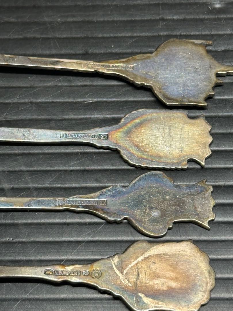 銀製？　西洋アンティーク　装飾スプーン15本セット　刻印多数　カトラリ