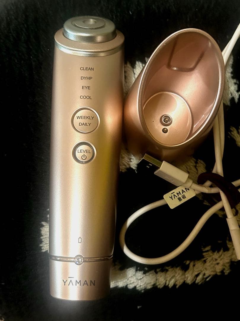 YAMAN 美顔器 ピンク 充電ケーブル付き　M18フォトプラスShiny