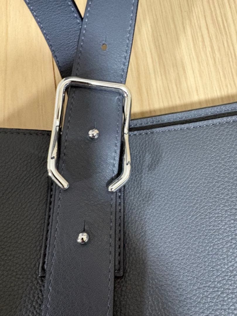 LOEWE ロエベ　バックルジップトート