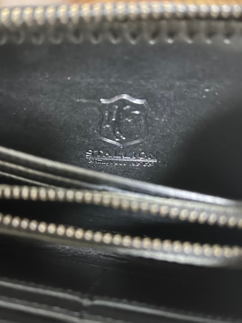 美品　FUNNY スタリオン　ポロサスクロコ長財布　黒　ラウンドファスナー