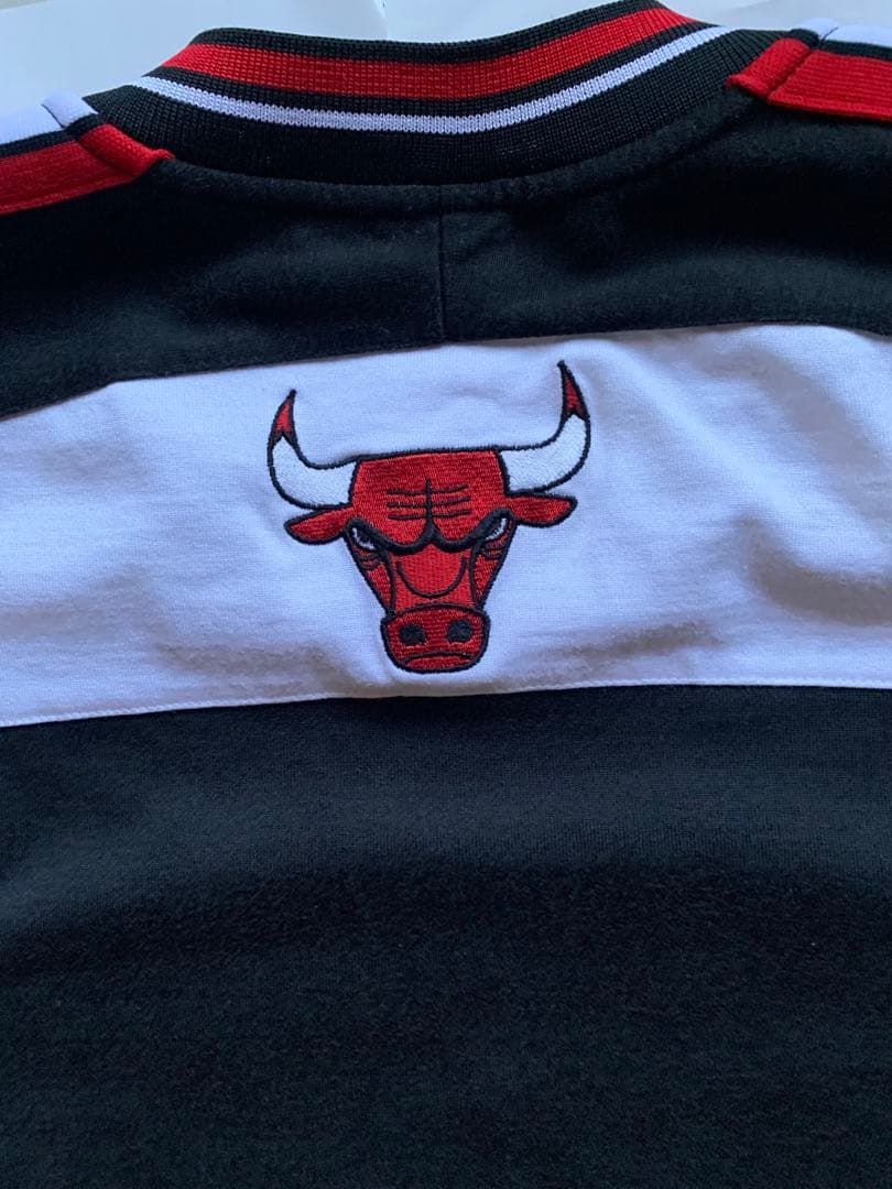 ナイキ　90’S　シカゴ・ブルズ シューティングシャツ　Bulls