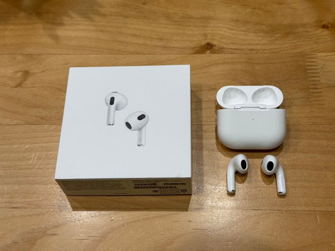 AirPods (第3世代) 本体 + 充電ケース