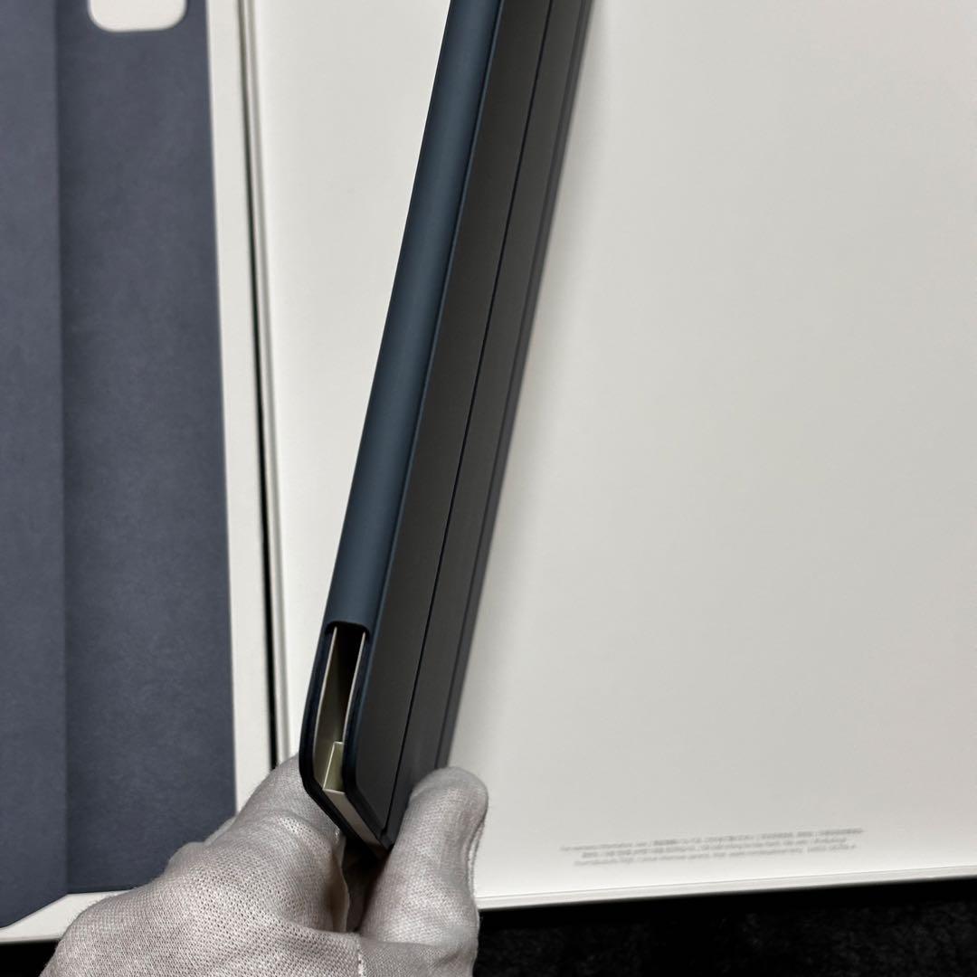 Apple純正 13インチiPad Pro (M4) Smart Folio