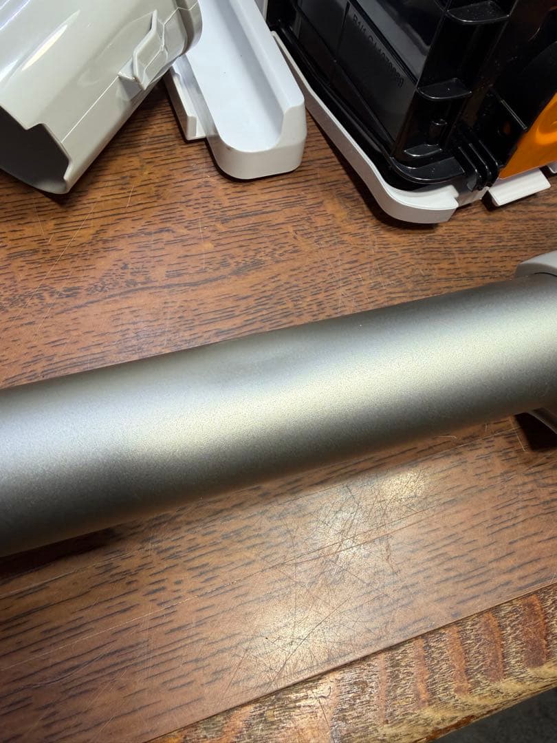 Sharkコードレススティッククリーナー LC150J T6管理番号1025 ￼