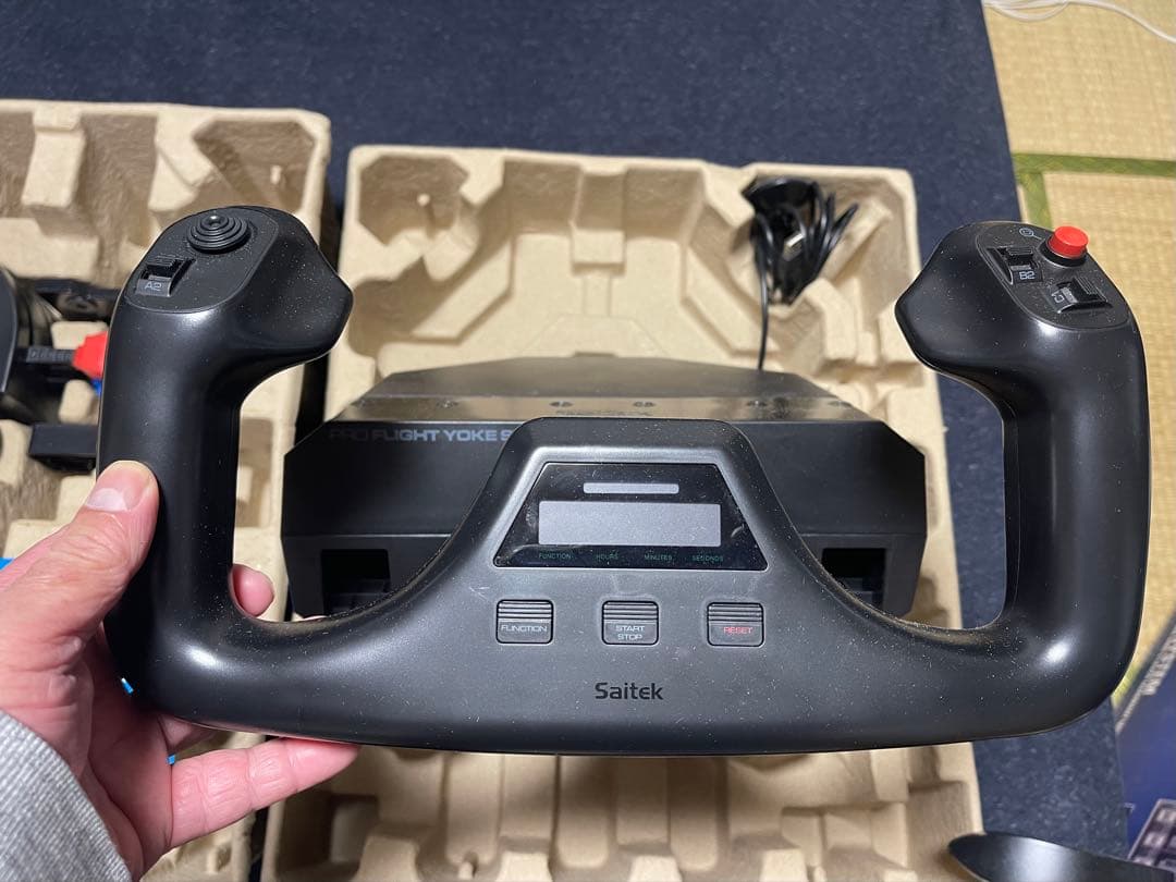 Saitek Yoke System フライトヨーク