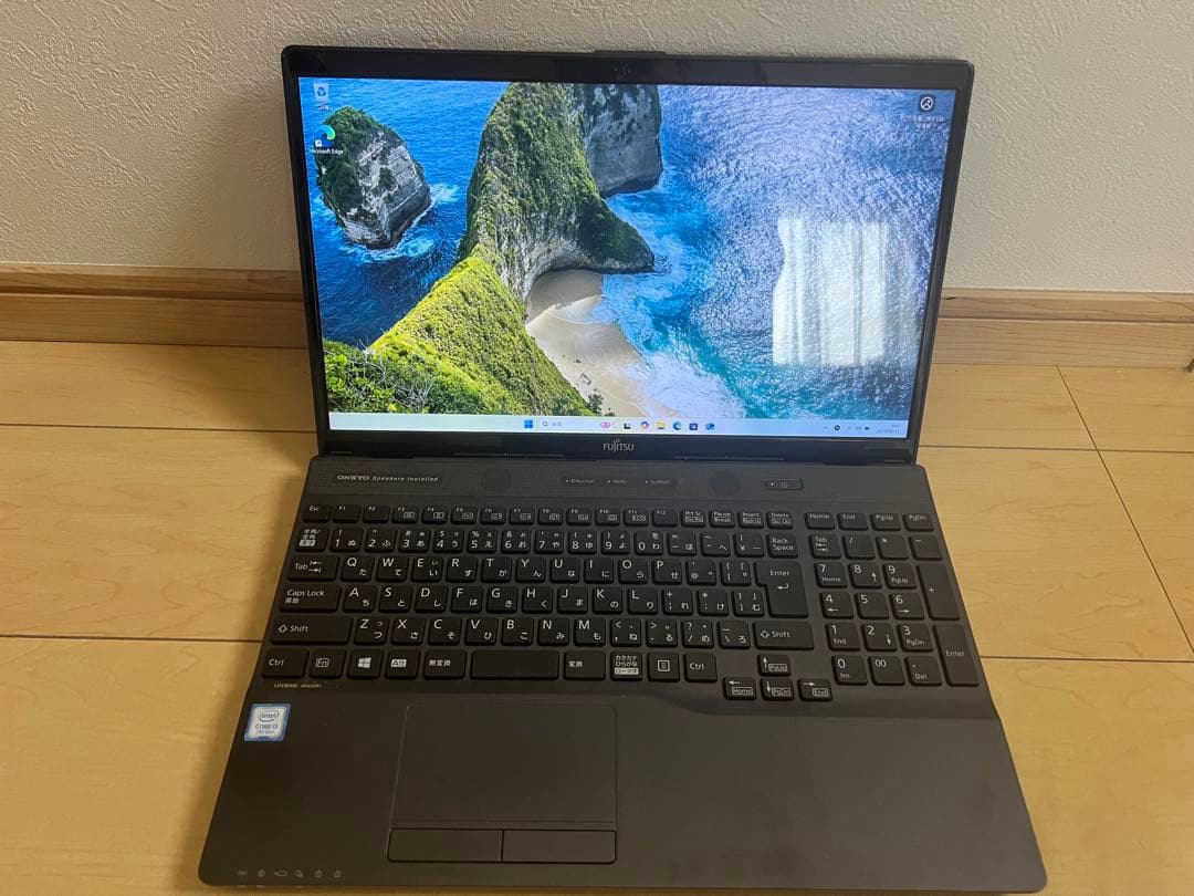 富士通 FMV AH45/D1 Core i3 高速SSD Windows11