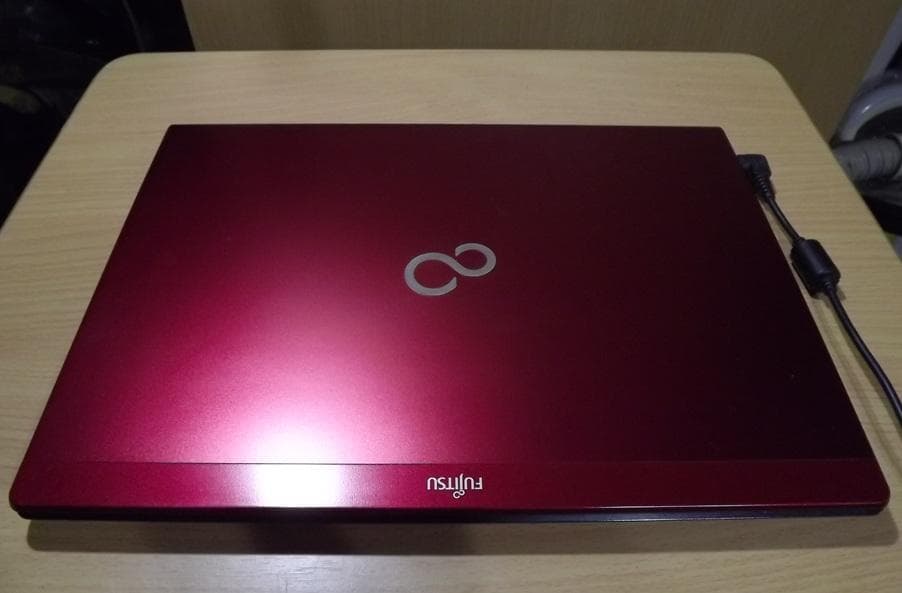 Windows11＆Office2024最新動作★富士通 UH55/J★