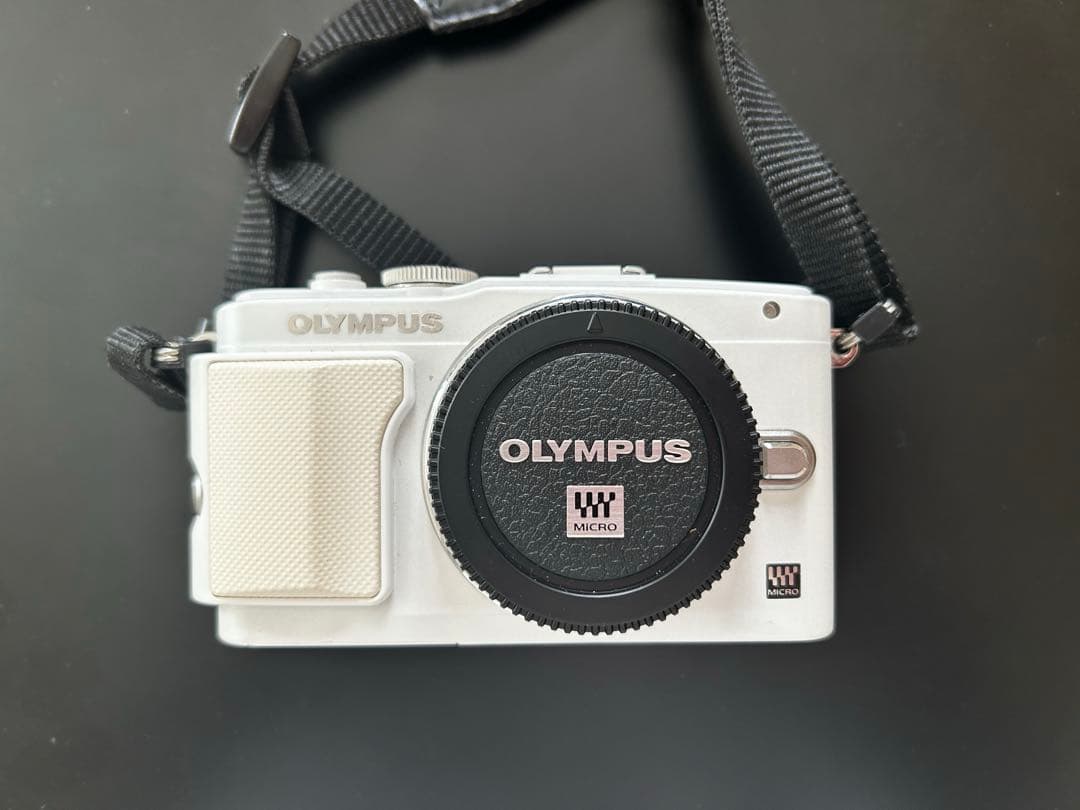 『美品』OLYMPUS ミラーレス一眼カメラ レンズ付Lite E-PL6