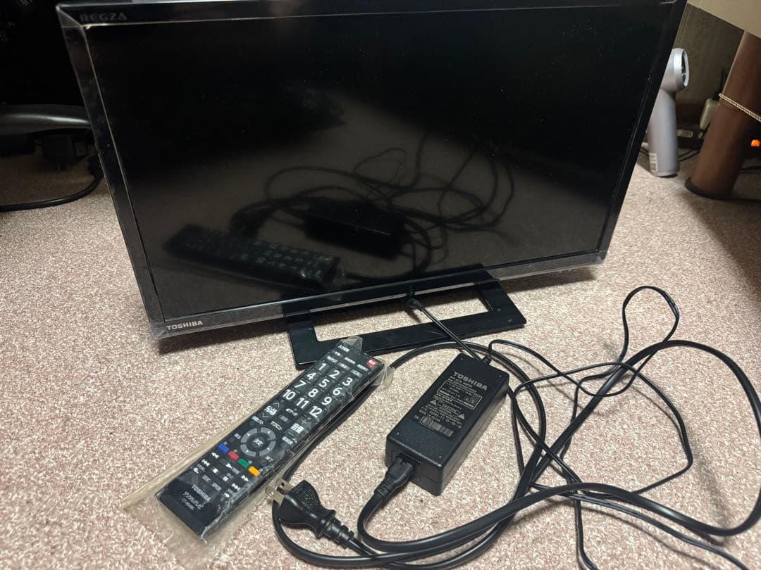 TOSHIBA REGZA 19s22 2019年製　19インチ
