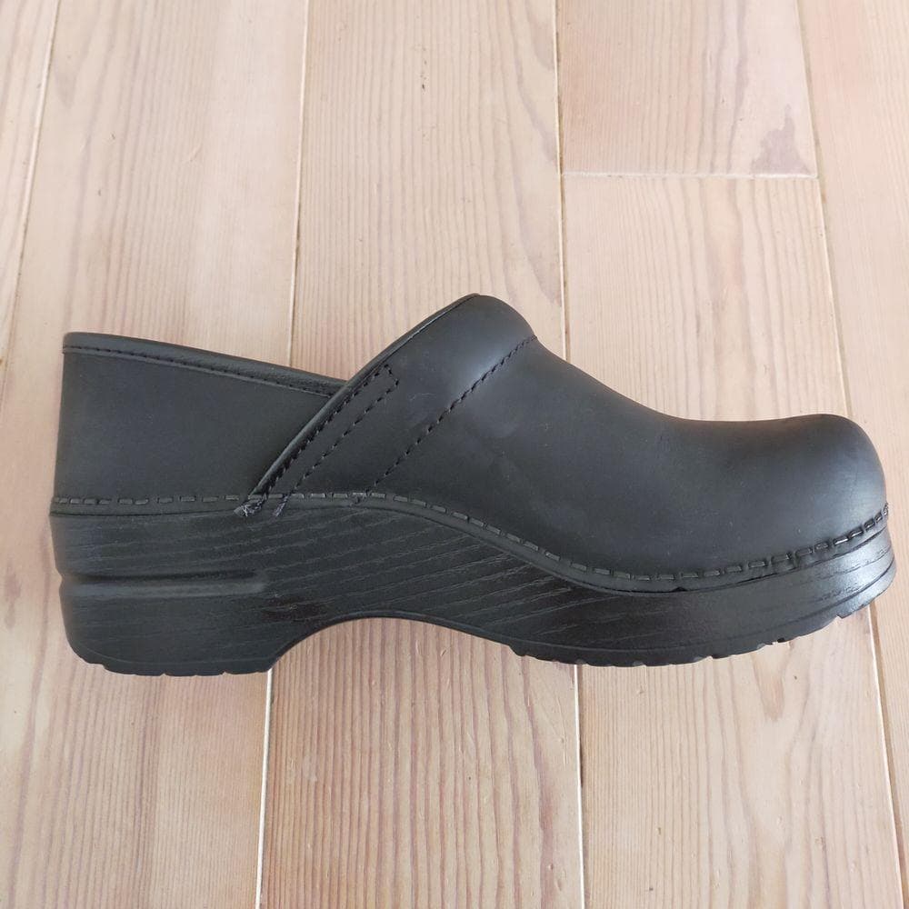dansko/ダンスコ プロフェッショナル オイルド レザー クロッグ ブラック