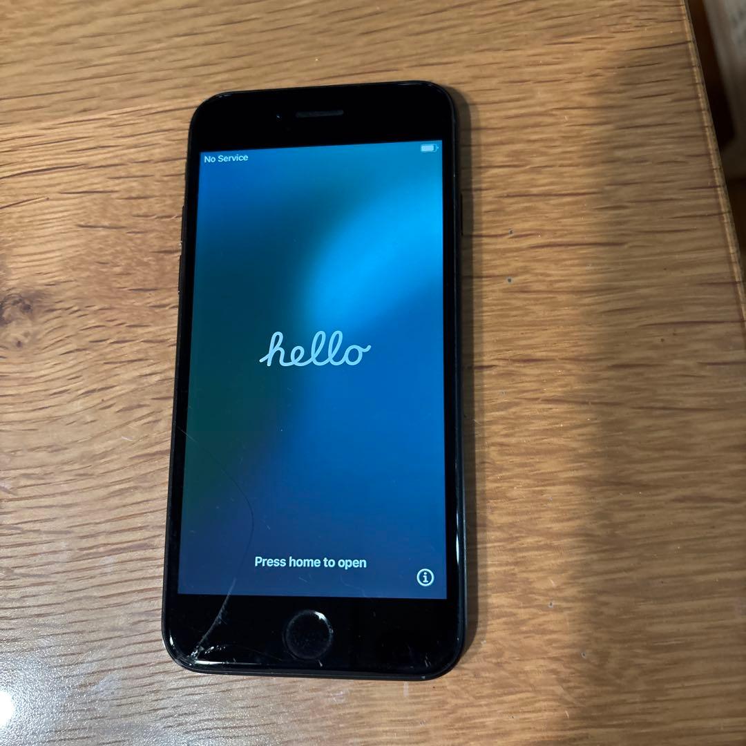 お*り様 iPhone SE2 64GB ブラック