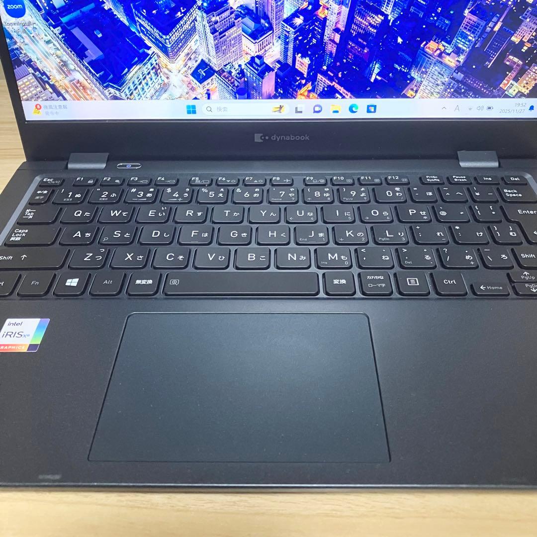 第11世代！極美品！dynabook G83 Windows11 メモリ16GB