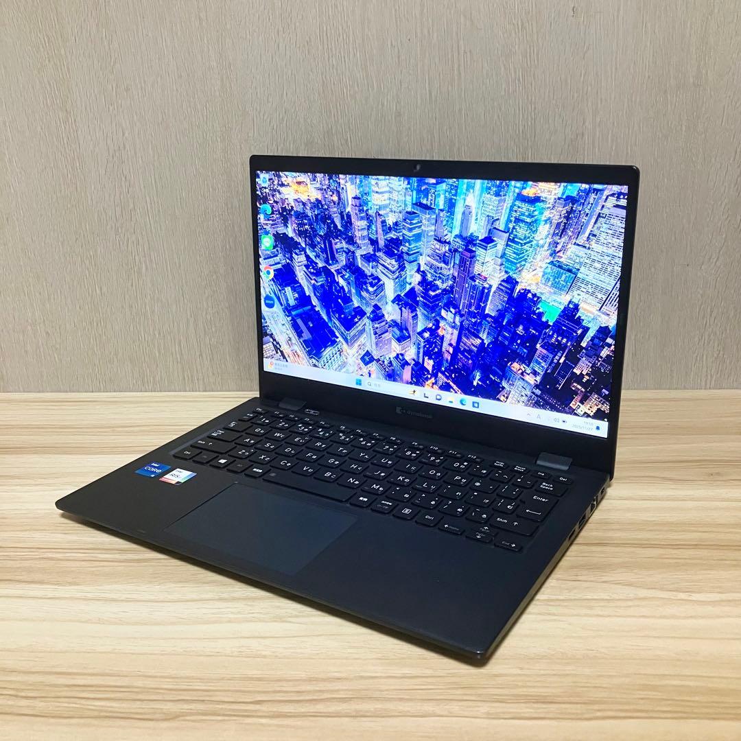 第11世代！極美品！dynabook G83 Windows11 メモリ16GB