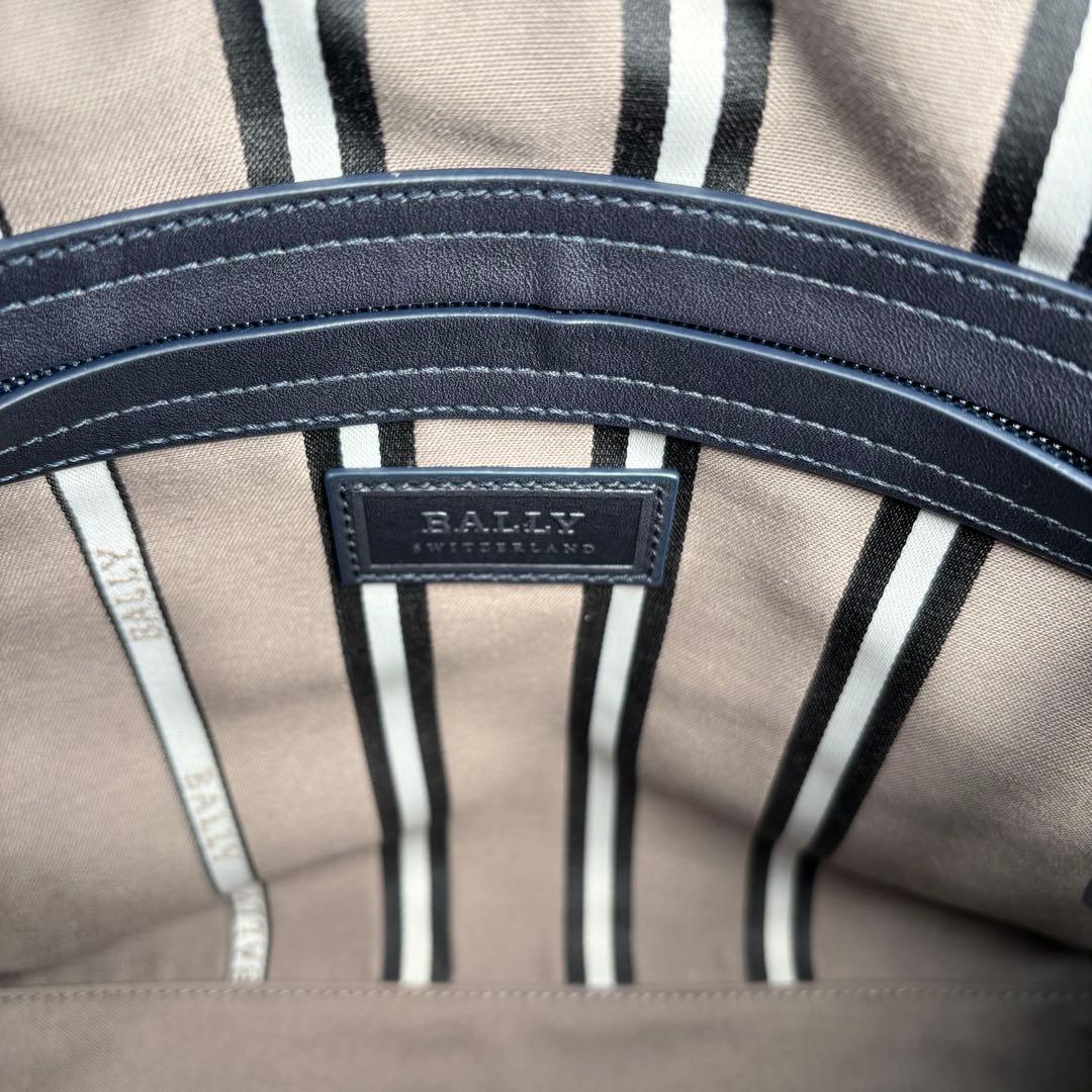 Soraponyo様　バリー BALLY ショルダーバッグ メッセンジャーバッグ