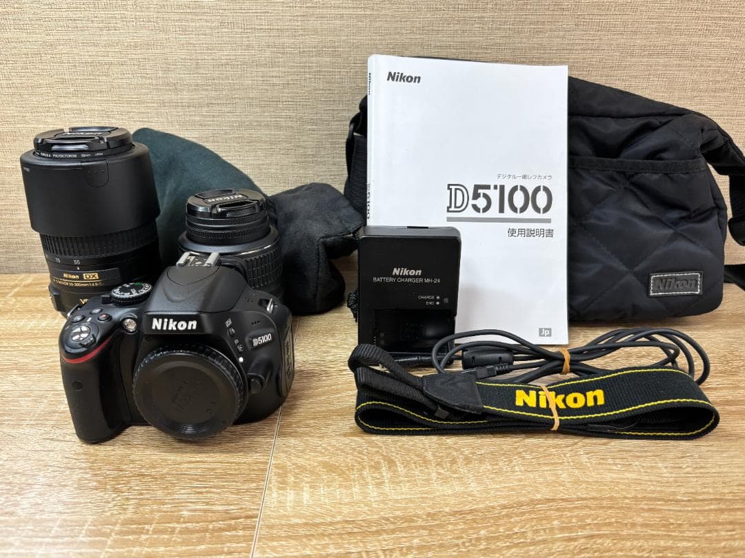 Nikon D5100 ダブルズームキット【ショット数 10,631回】