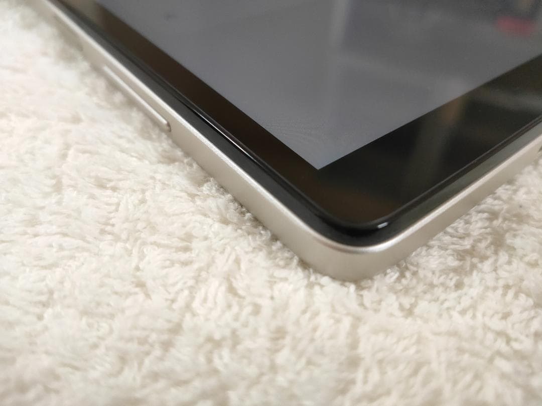 ドコモタブレット d-42A SIMロック解除コード有 5 944