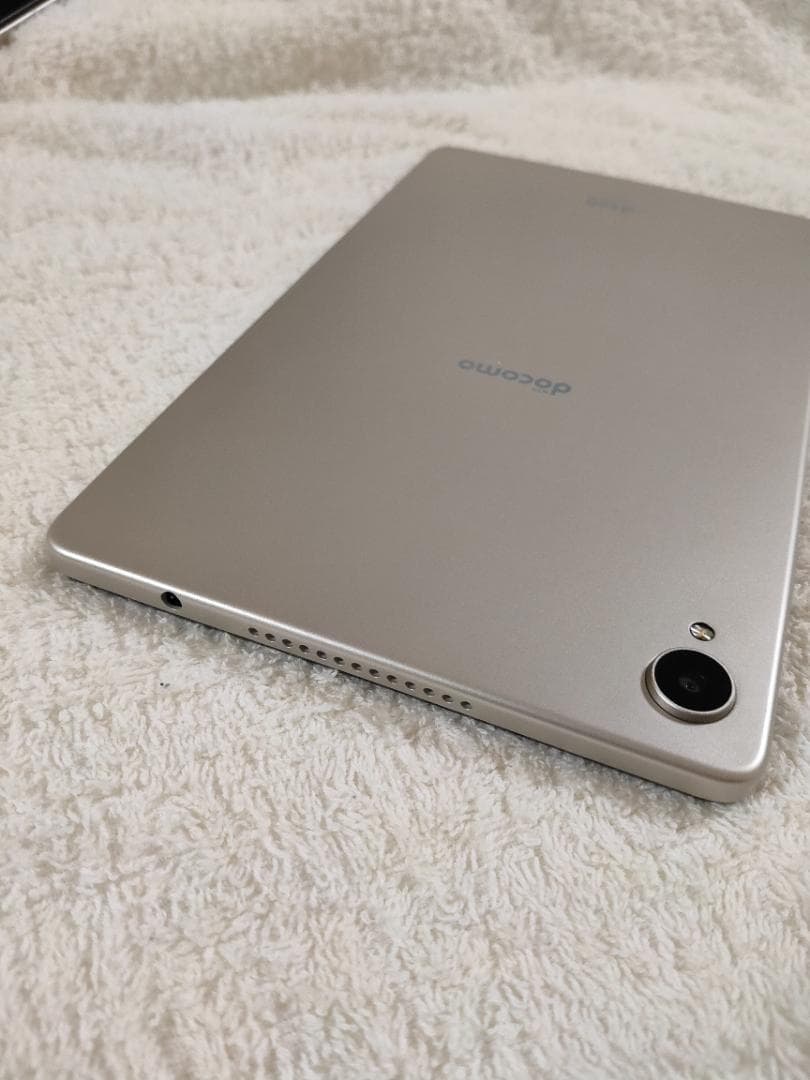 ドコモタブレット d-42A SIMロック解除コード有 5 944