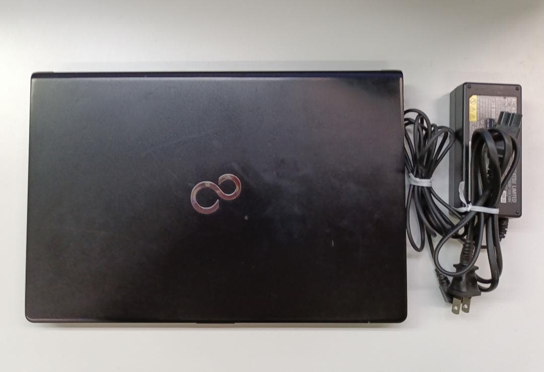 Windowsノート本体 FUJITSU LIFEBOOK S936/M i5 8GB