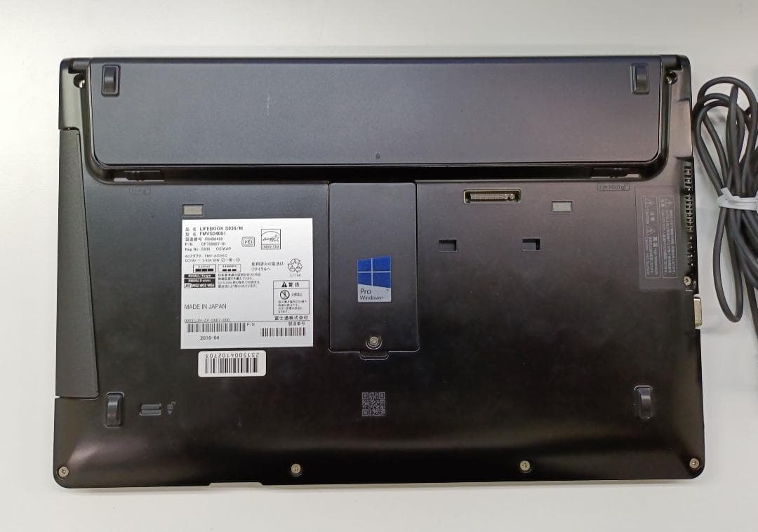 Windowsノート本体 FUJITSU LIFEBOOK S936/M i5 8GB